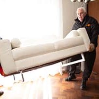 removing-sofa removing-sofa